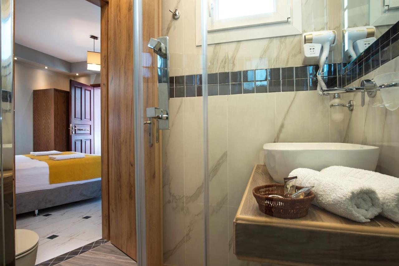 Angelica'S Deluxe Rooms In Adamas Exteriér fotografie