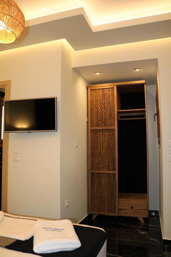 Angelica'S Deluxe Rooms In Adamas Exteriér fotografie