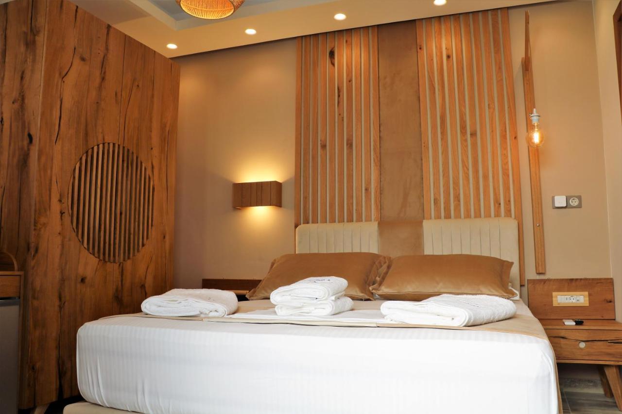 Angelica'S Deluxe Rooms In Adamas Exteriér fotografie